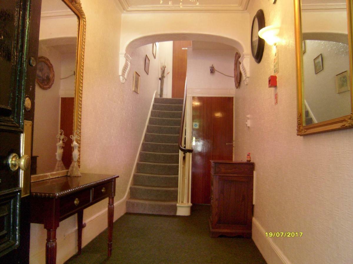 דובר St Martins Guest House מראה חיצוני תמונה