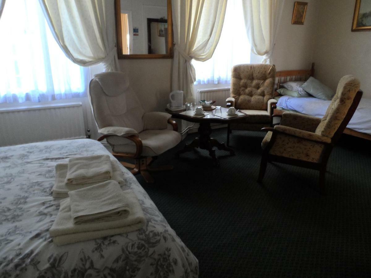 דובר St Martins Guest House מראה חיצוני תמונה